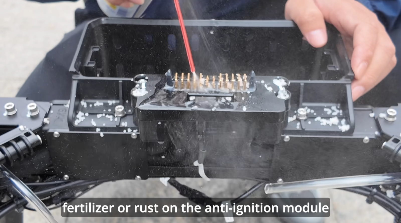 After the operation we have to check whether there is dust, fertilizer or rust on the anti-ignition module